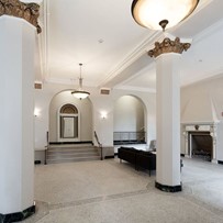 Image of Commonwealth Senior (4)