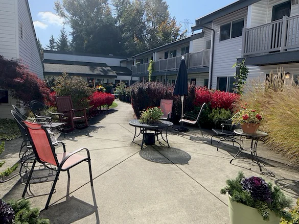 Image of Evergreen Court Apartments (3)