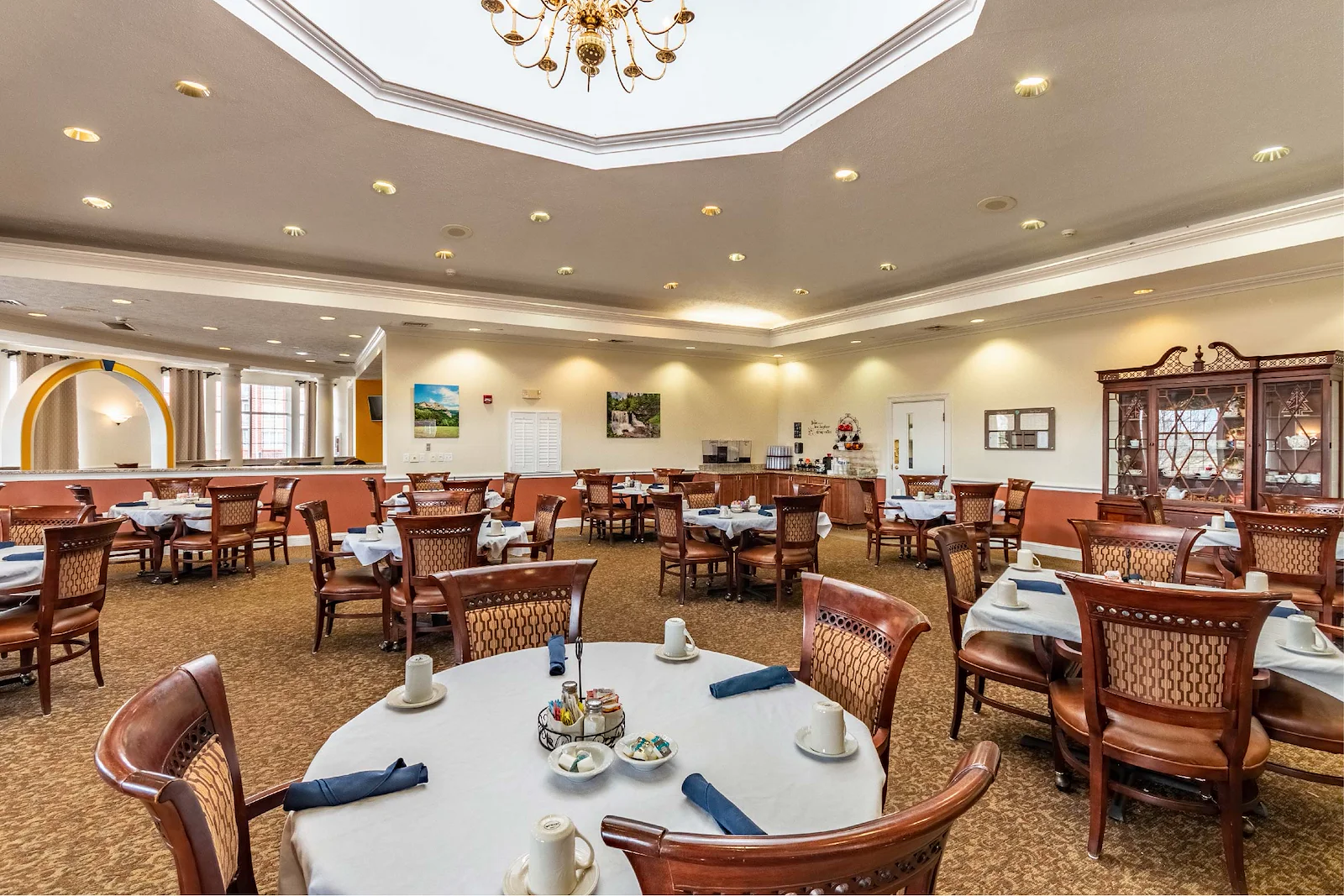 Image of Elison Independent & Assisted Living of Maplewood (3)