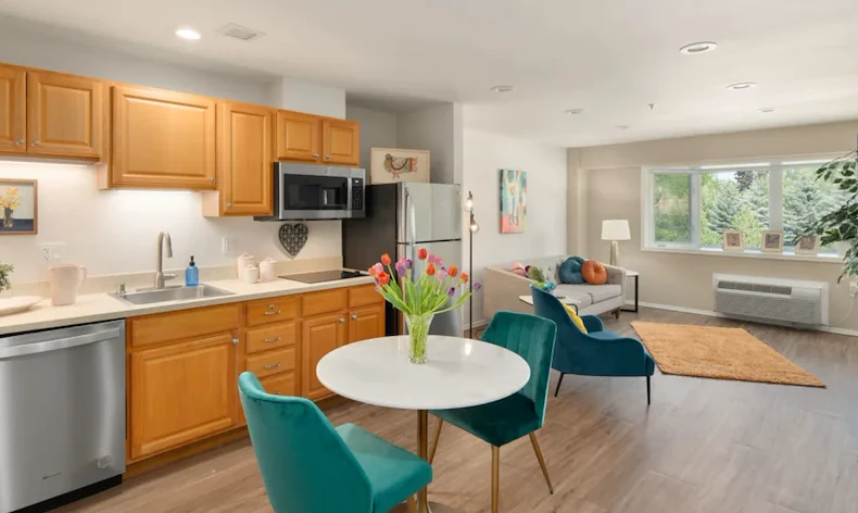 Image of Touchmark on South Hill (6)