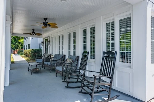 Image of Enrich at 519 (3)