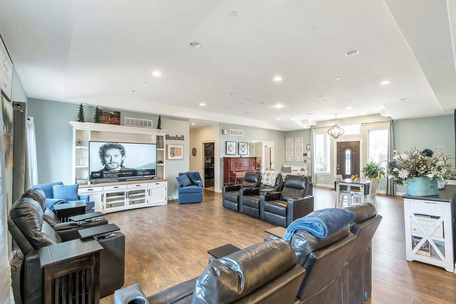 Image of Cherry Knolls (1)