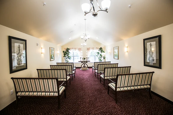 Providence Meadows Gracious Retirement Living Hawthorn Senior Independent Living in Charlotte, North Carolina gathering center