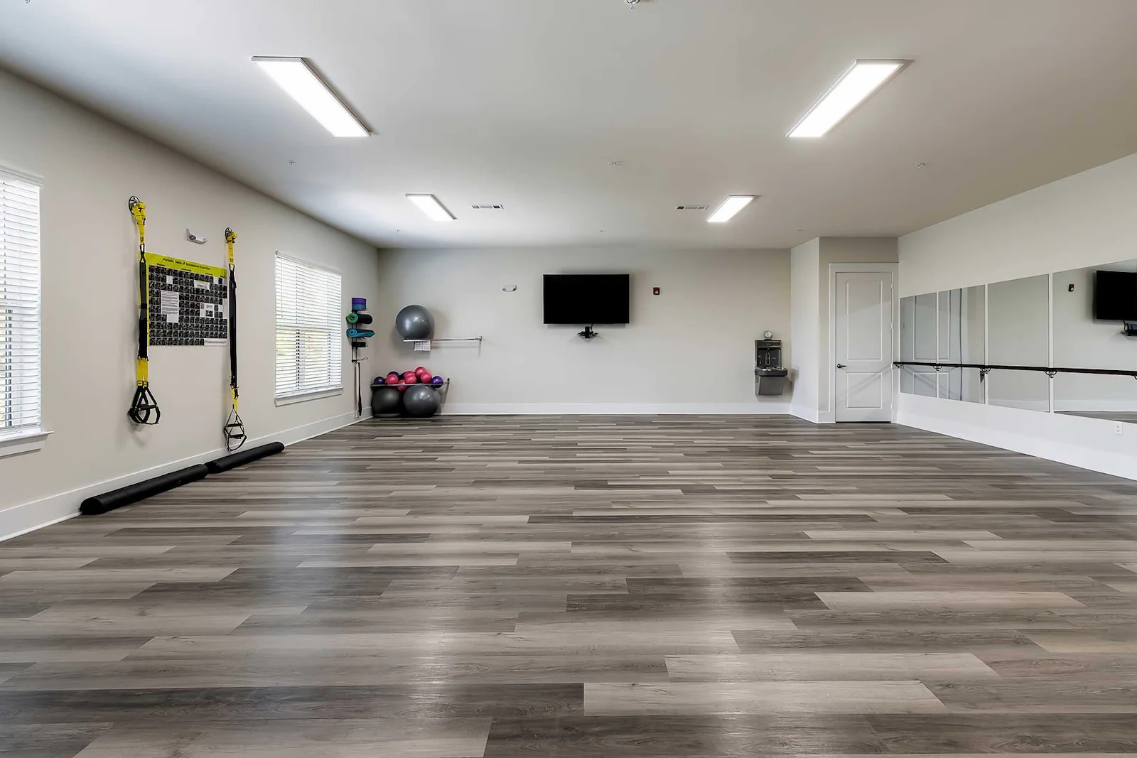 Image of Ivy Point Kingwood (8)