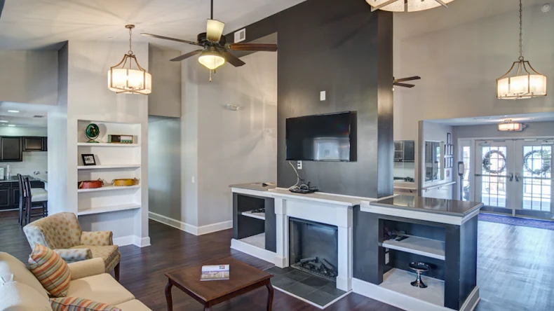 Image of Madison Heights and Kelley Place (10)