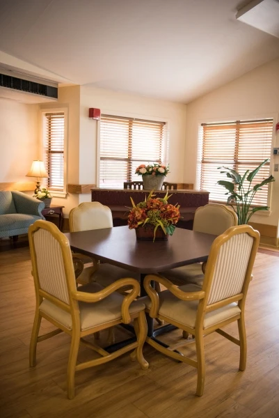 Image of The Oaks Care Center (6)