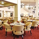 Bella Vista Gracious Retirement Living Hawthorn Senior Independent Living in Asheville, North Carolina dining room