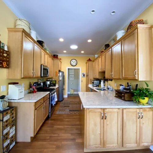 The Knolls Of Oxford apartment kitchen