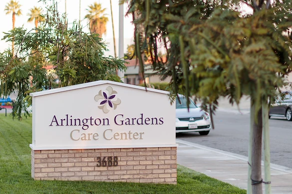 Image of Arlington Gardens Care Center (1)