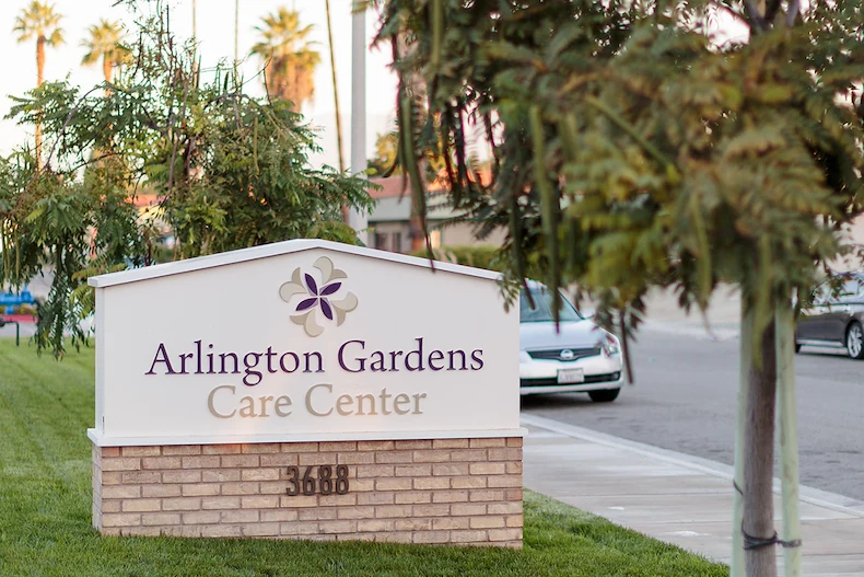Image of Arlington Gardens Care Center (1)