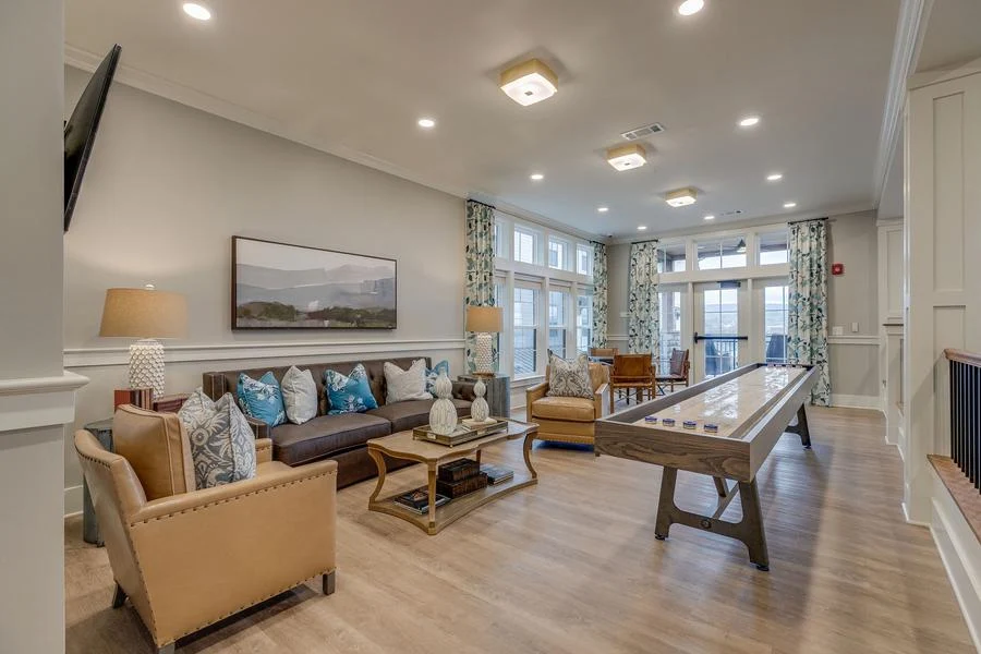 Image of Everlan of Hixson (7)