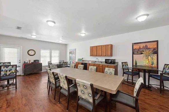 Image of Riviera Senior Living (7)