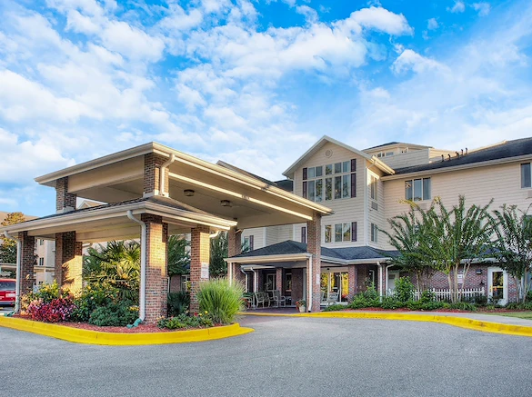 The Woods at Holly Tree Gracious Retirement Living Hawthorn Senior Independent Living in Wilmington, North Carolina front exterior