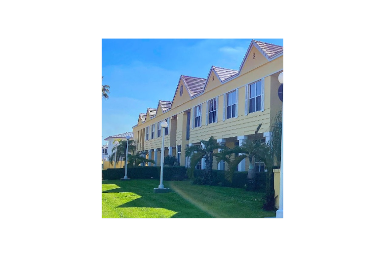 Image of Courtyard Plaza (1)