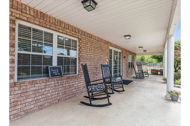 Image of Bluebonnet Court (6)