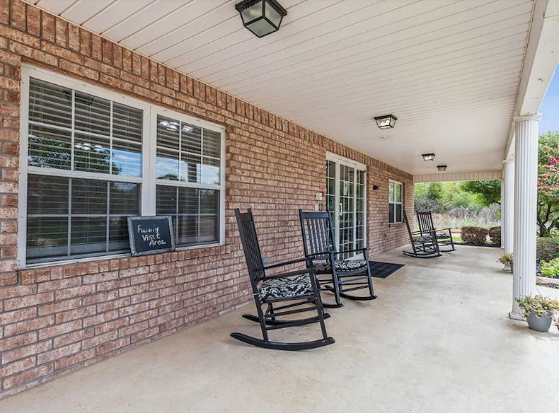 Image of Bluebonnet Court (6)