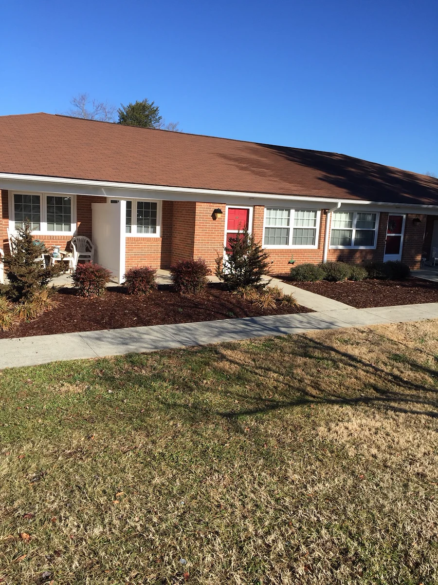 Image of Woodridge Apartments (2)