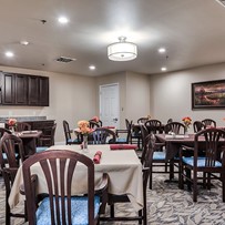Image of Oak Pointe of Warrenton (3)