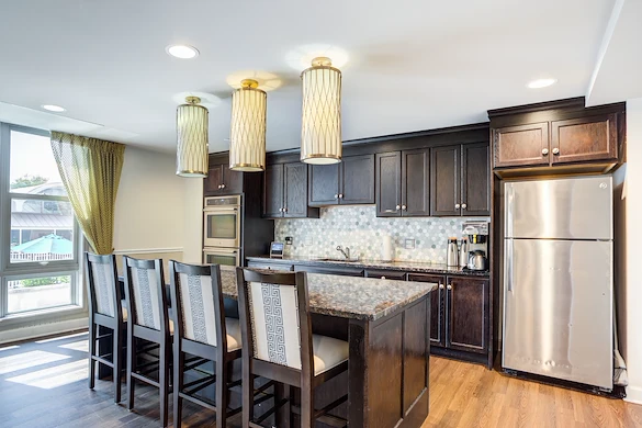 Image of Summit of Uptown (6)