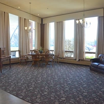 Image of Colonial Manor Of Amana (2)