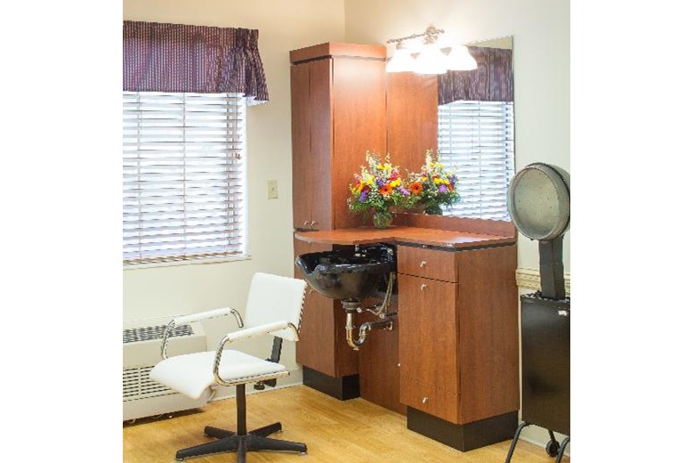 Image of Vantage At Milford LLC (4)