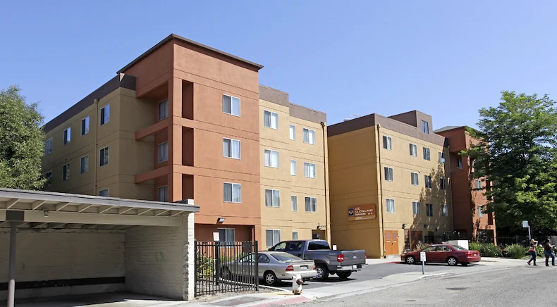 Image of E.E. Cleveland Manor (2)