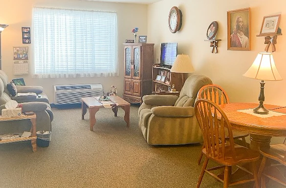 Image of Meadowbrook Place (3)