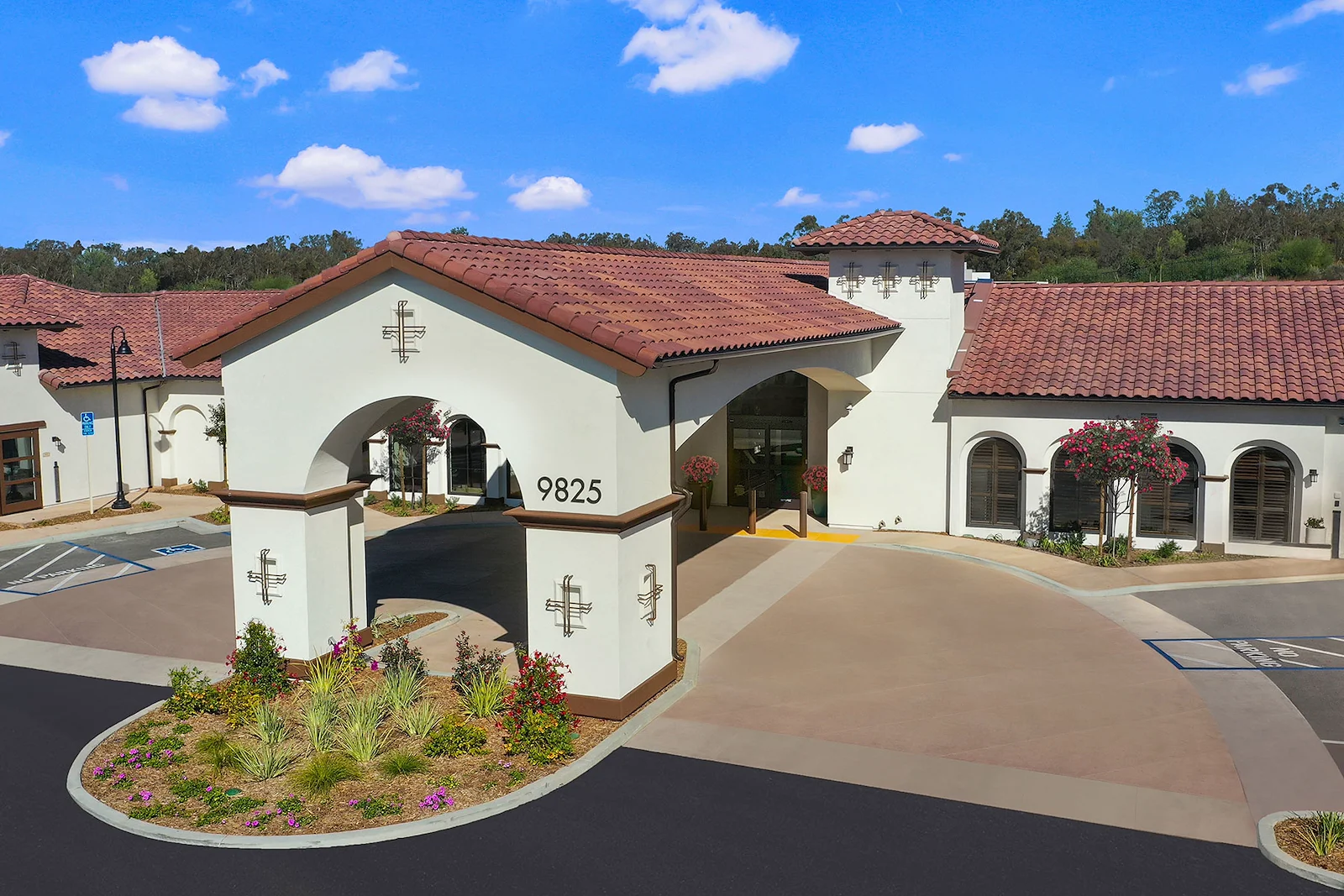 Image of Ridgeview Health Center (1)