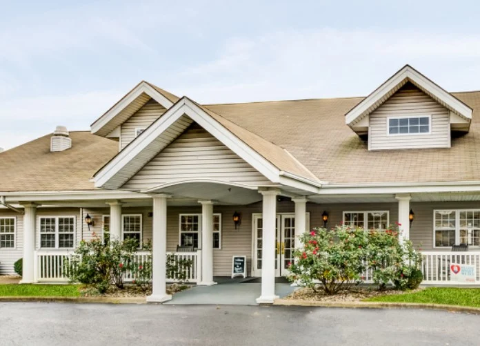 Bennett Place in New Albany, IN, exterior