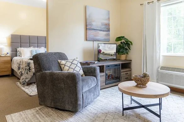 Image of Apple Valley Place of Clear Lake (7)