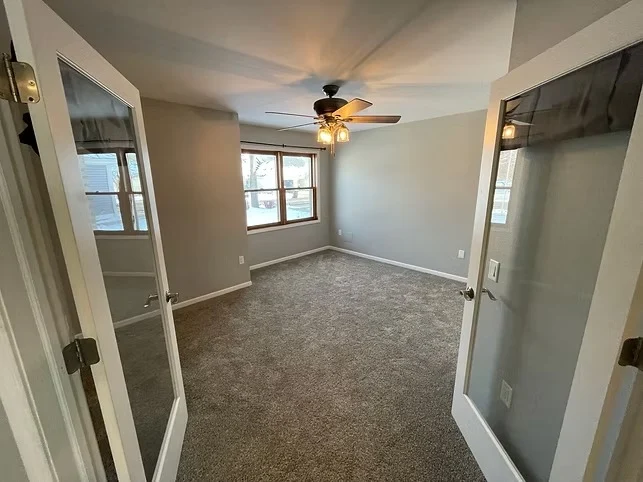 Image of Jefferson Square (5)