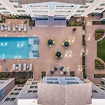 Image of Annabelle on Main (9)