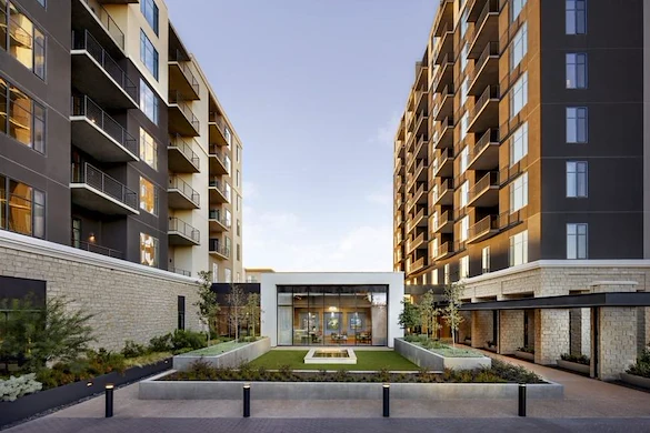 Image of Maravilla at The Domain (2)