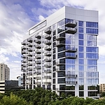 Image of Avidor Evanston (1)