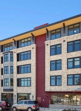 Image of Merrill Gardens at Rockridge (3)