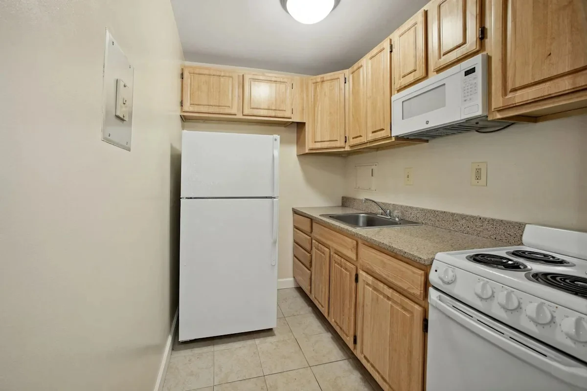 Image of The Rebecca (9)