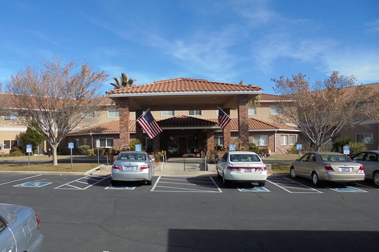 Image of Sterling Court Assisted Living Community (1)