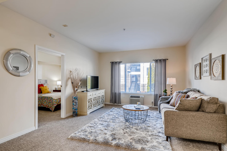 Image of Vancouver Pointe (8)