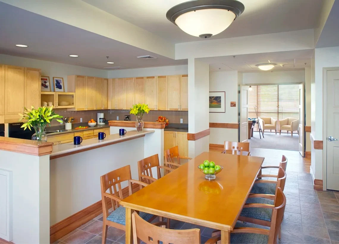 Image of Cahill House Apartments (6)