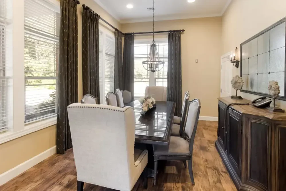 Image of The Indigo at Lansing (2)