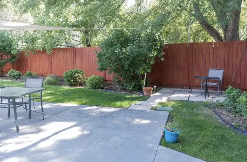 Image of Ashley Manor - Harmony (2)