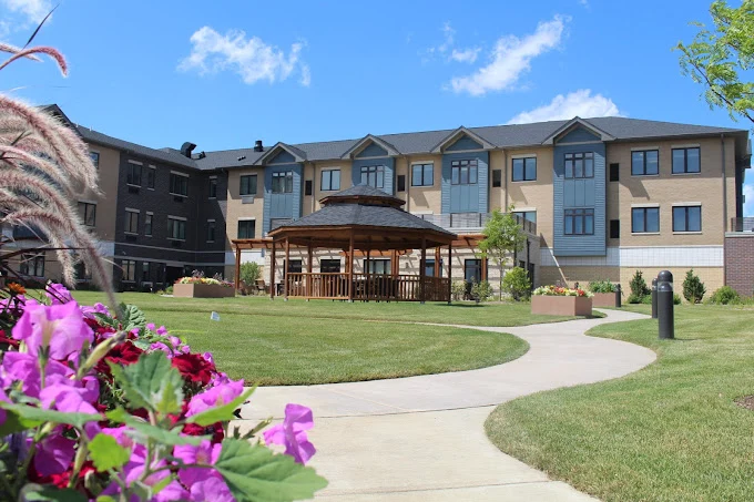 Image of Evergreen Senior Living Orland Park (2)