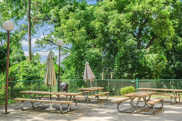 Image of Little Lehigh Manor (3)