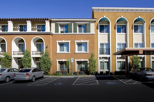 Image of Minuet Senior Living (1)