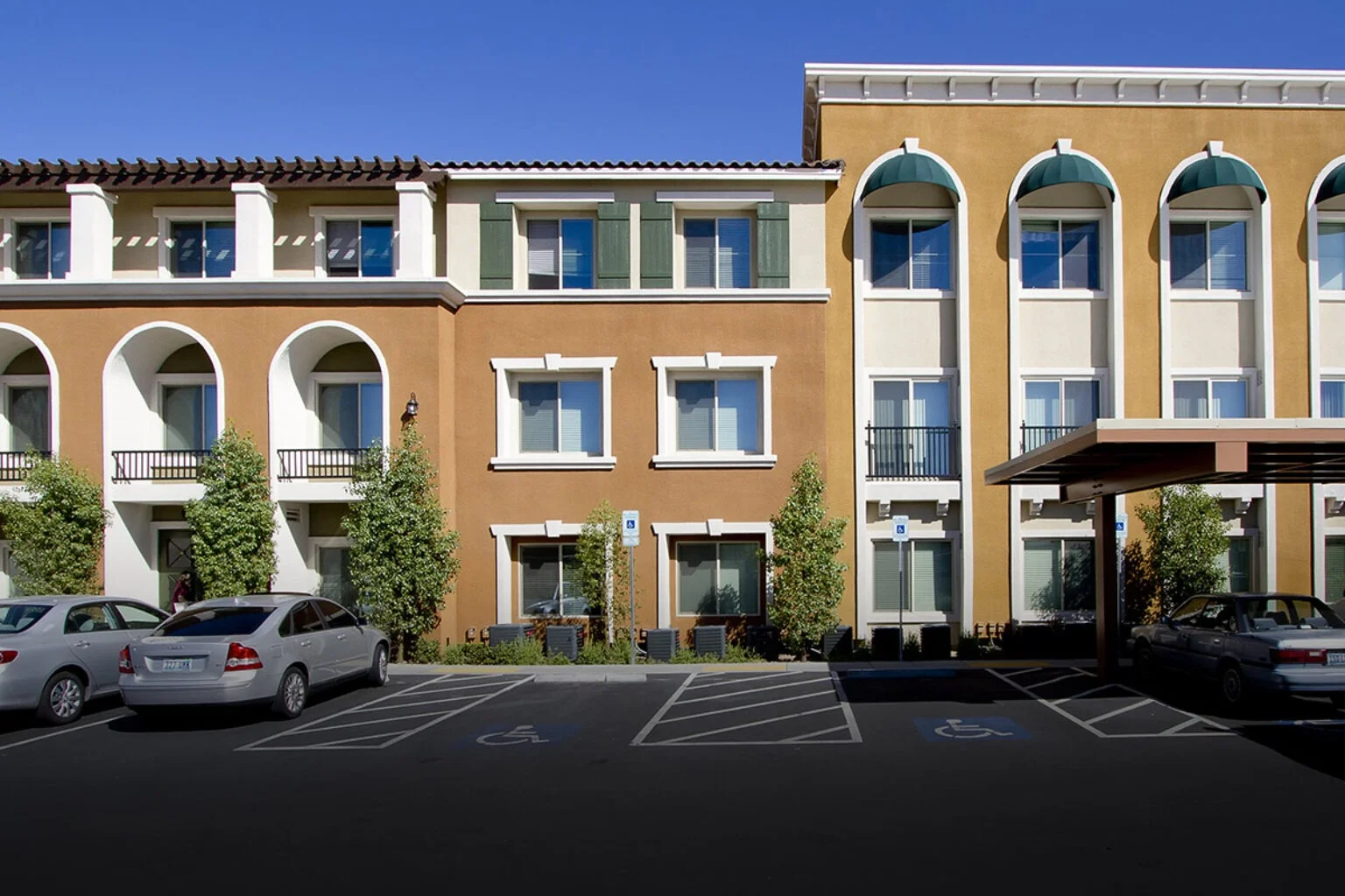 Image of Minuet Senior Living (1)