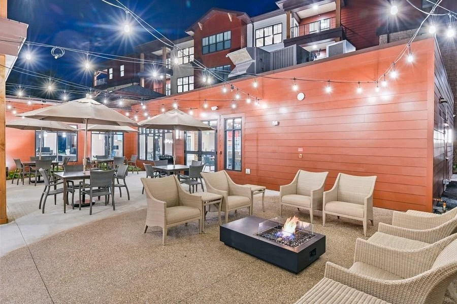 Image of The Crescent (10)