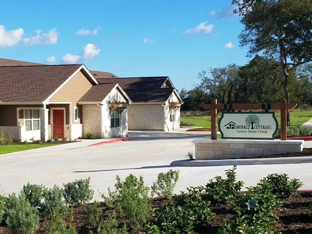 Image of Emerald Cottages of Kerrville (2)