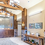 Aspens at Fort Collins Senior Living, senior living community offering assisted living, memory care, and respite care in Fort Collins, CO, lobby
