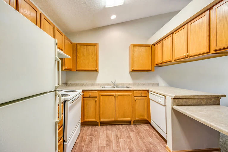 Image of Sundance Tonganoxie (4)