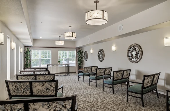 Southern Pines Gracious Retirement Living Hawthorn Senior Independent Living in Southern Pines, North Carolina gathering room